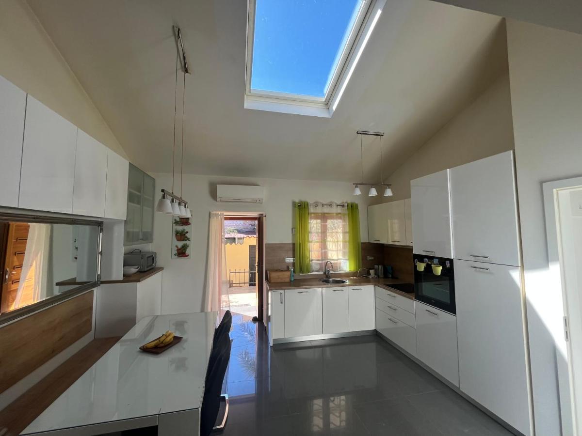 Hiza Apartman Póla Kültér fotó