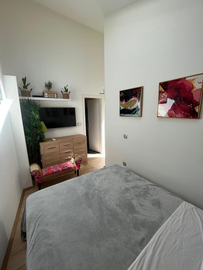 Hiza Apartman Póla Kültér fotó