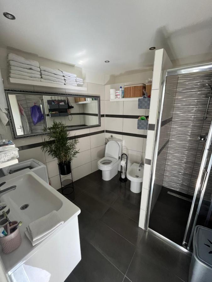 Hiza Apartman Póla Kültér fotó